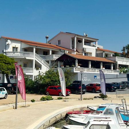 Plavi Val Apartments Tribunj  Ngoại thất bức ảnh