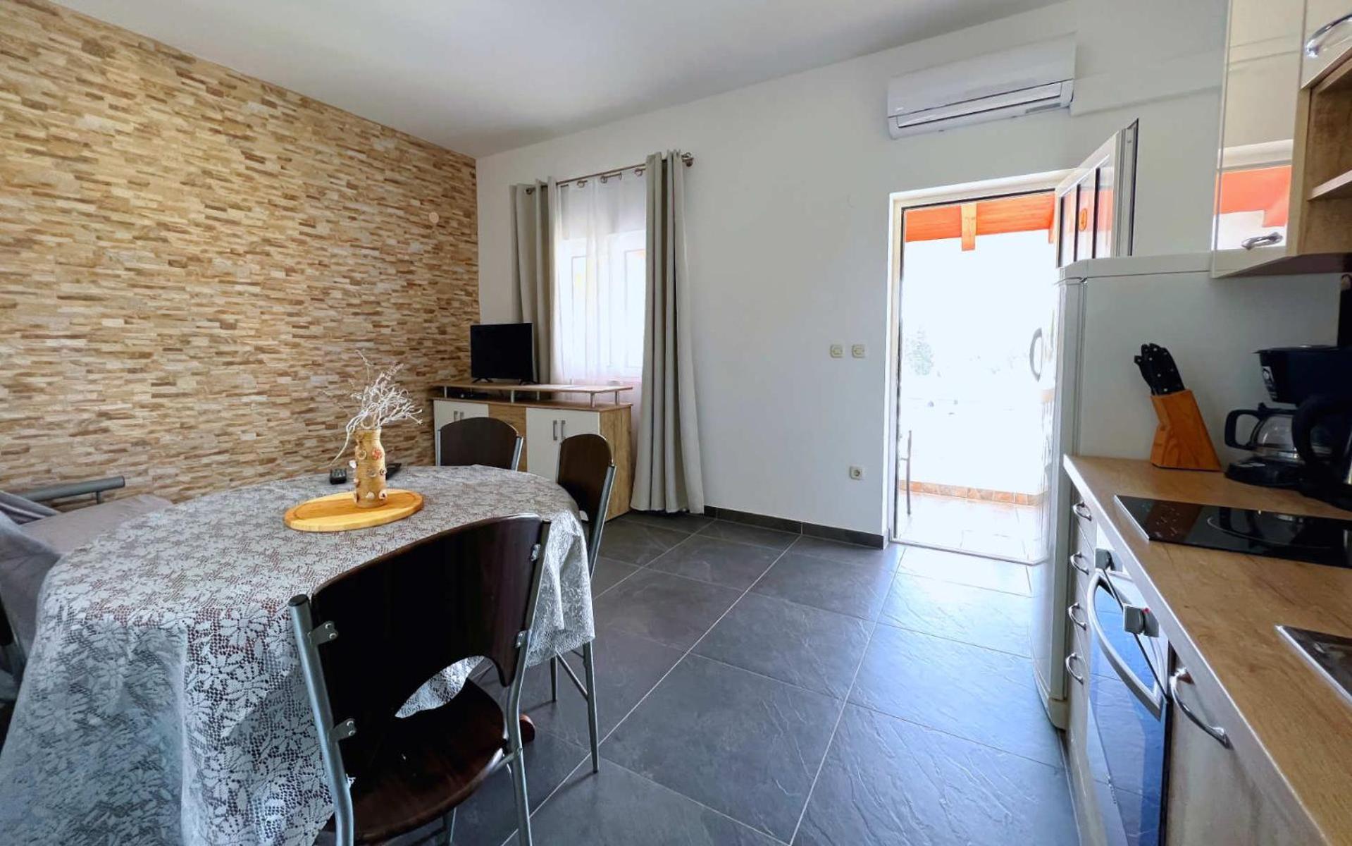Plavi Val Apartments Tribunj  Ngoại thất bức ảnh