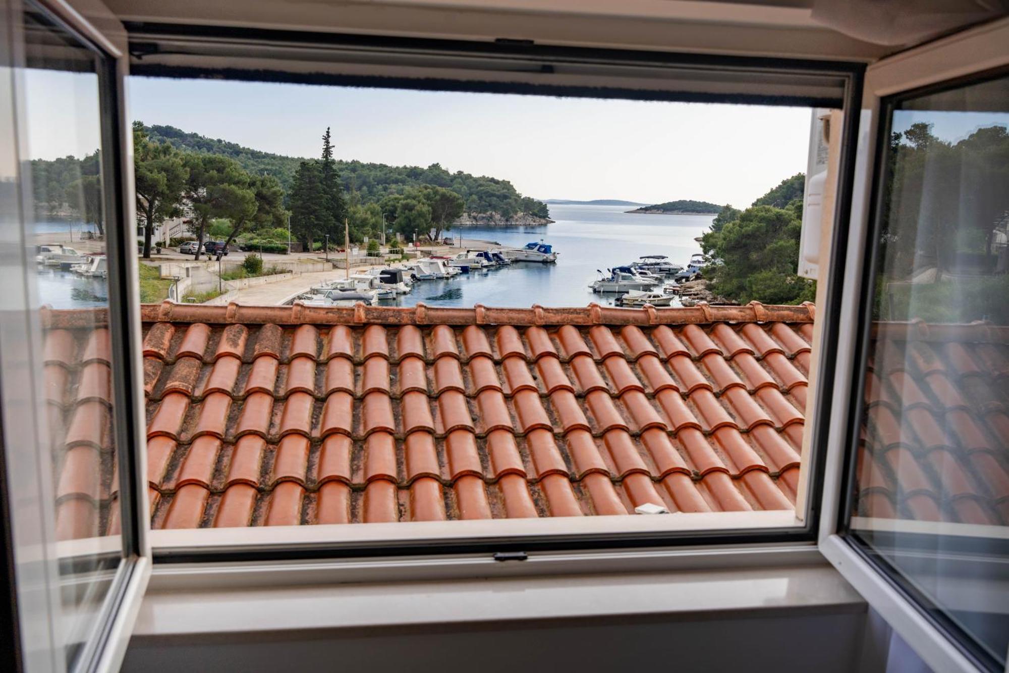 Plavi Val Apartments Tribunj  Ngoại thất bức ảnh