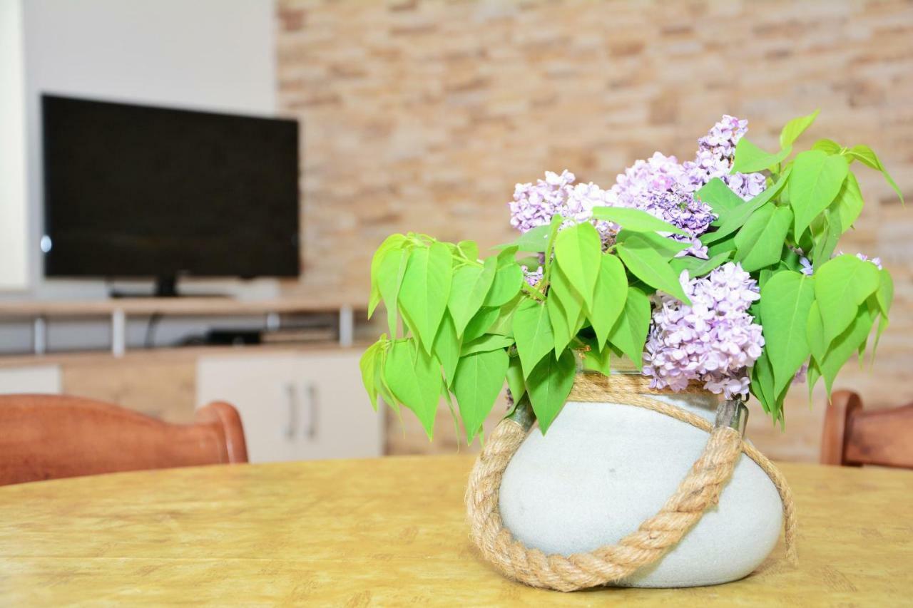 Plavi Val Apartments Tribunj  Ngoại thất bức ảnh